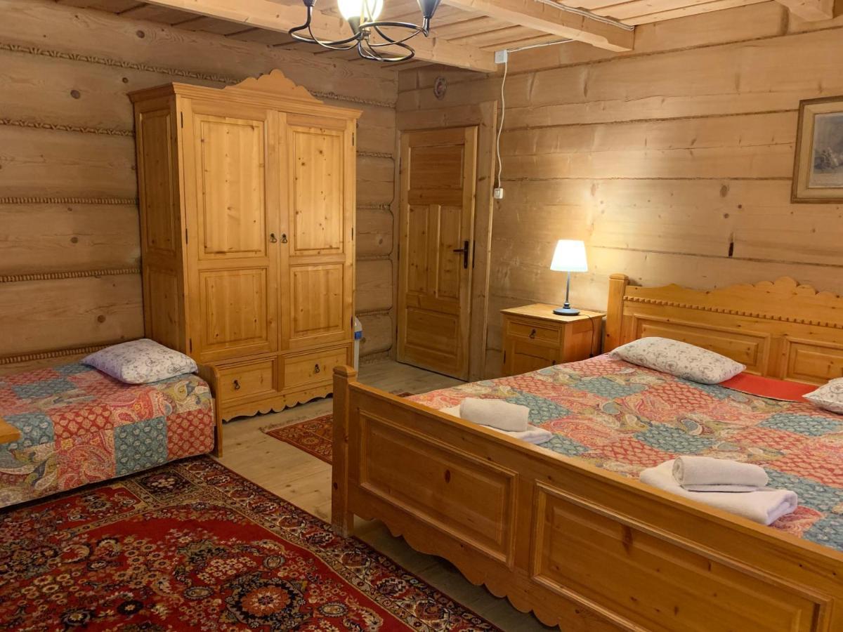 Habitación en casa particular Wynajem Pokoi-willa Pod Smrekami Zakopane