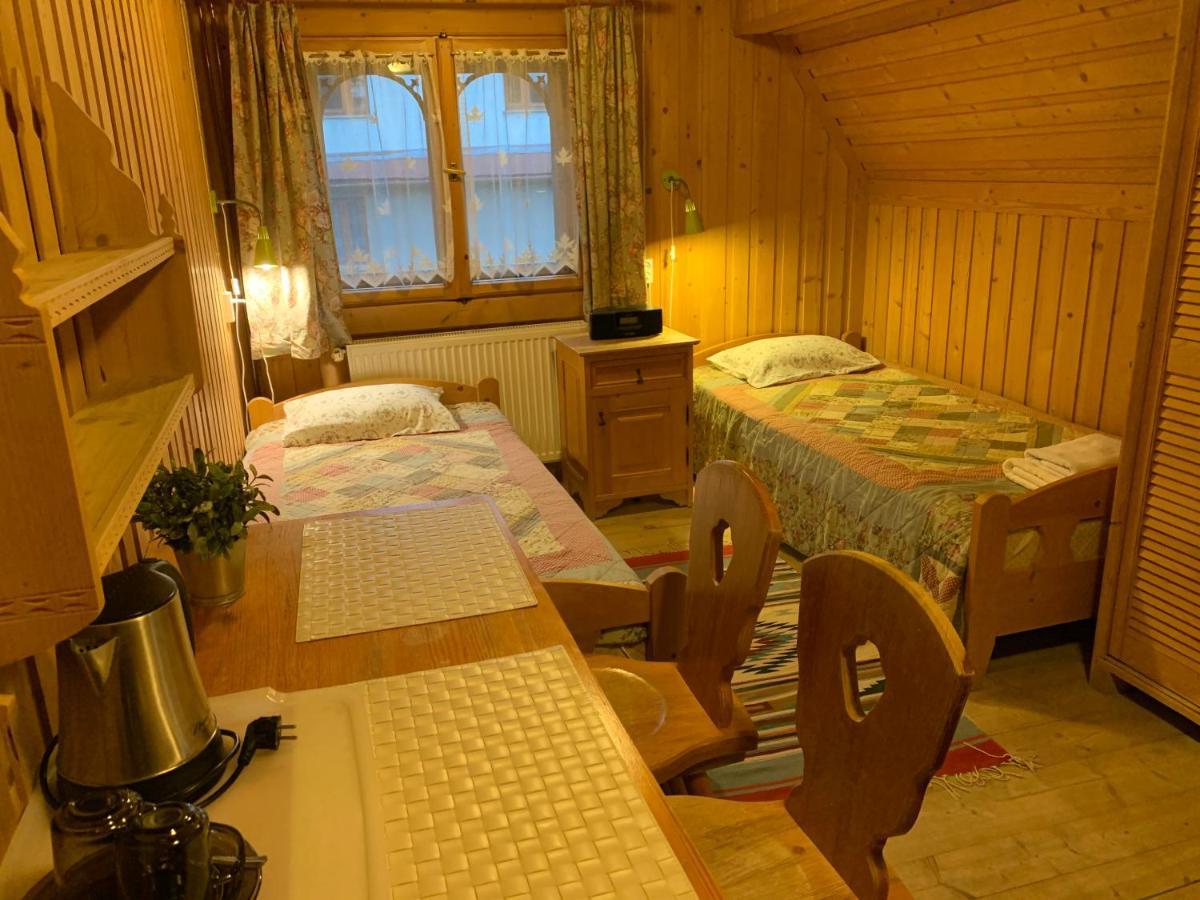Wynajem Pokoi-willa Pod Smrekami * Zakopane